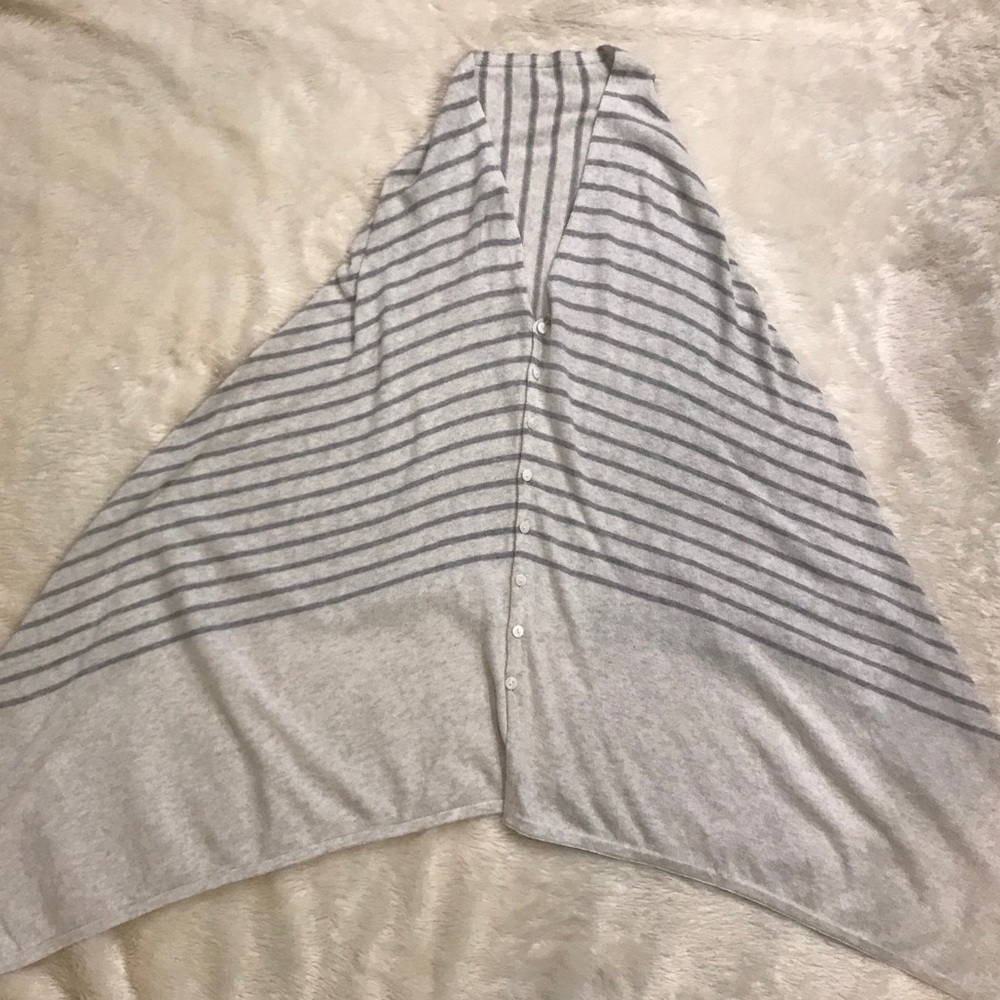 Lightweight cape